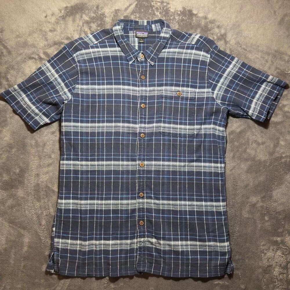 Patagonia Men's Blue Short Sleeve